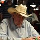 Doyle Brunson vinner vad genom att inte dö