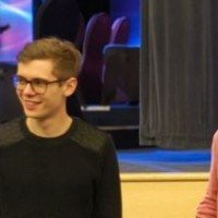 Holz tar sjätte cashen över $250 000 inom loppet av ett år