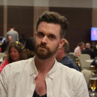 Olof Haglund leder inför finalbordet i poker-SM