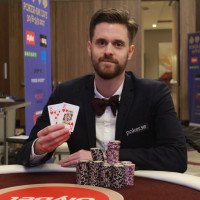 Olof Haglund är svensk mästare i poker!