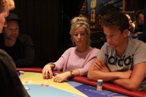Simon Lindell Angelica Eriksson och Gustaf Embleton Hård