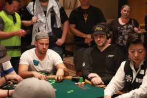 Michael Mizrachi och Phil Hellmuth