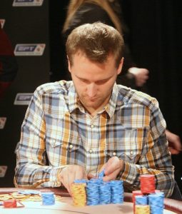 Ãge Floenes Ravn