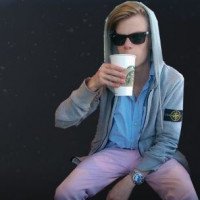 Lillrobban pratar Twitch i första avsnittet av Syns nypremiär