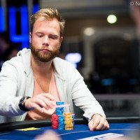 Inhoo vinner Main Event