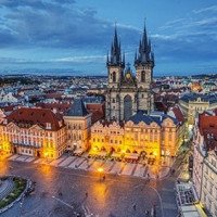 Femton svenskar återstår i EPT Prag Main Event efter dag 1a/b